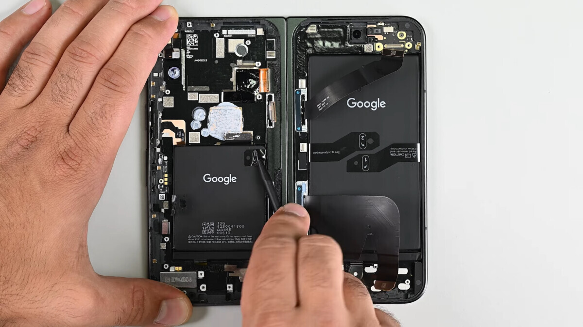 Inside the Google Pixel 9 Pro Fold: Not Everything Is Perfect - Jason Deegan