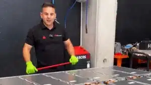 Electric Car Batteries Are A Huge Joke