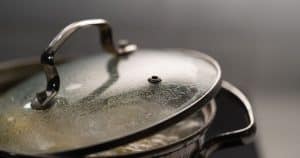 Few People Know But Many Pot And Pan Lids Have A Hidden Feature