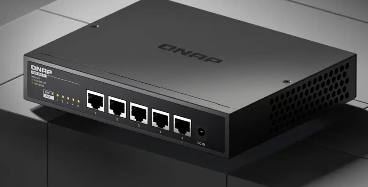 QNAP lance un switch 10GbE simple et compact