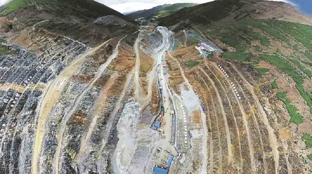 Concerns In Chile After The Discovery Of A Massive Mine In China