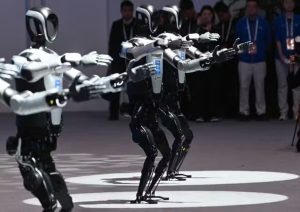 Humanoids run a half-marathon in Beijing