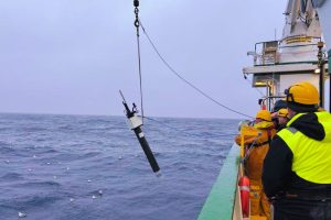 Canadian Robot Finds a Weight Beneath the Ocean