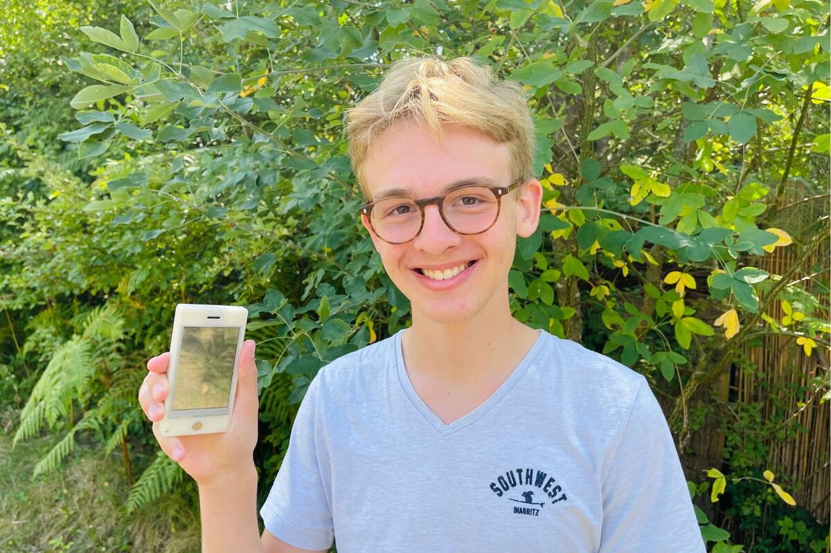 Creator Of The €30 Phone(1)