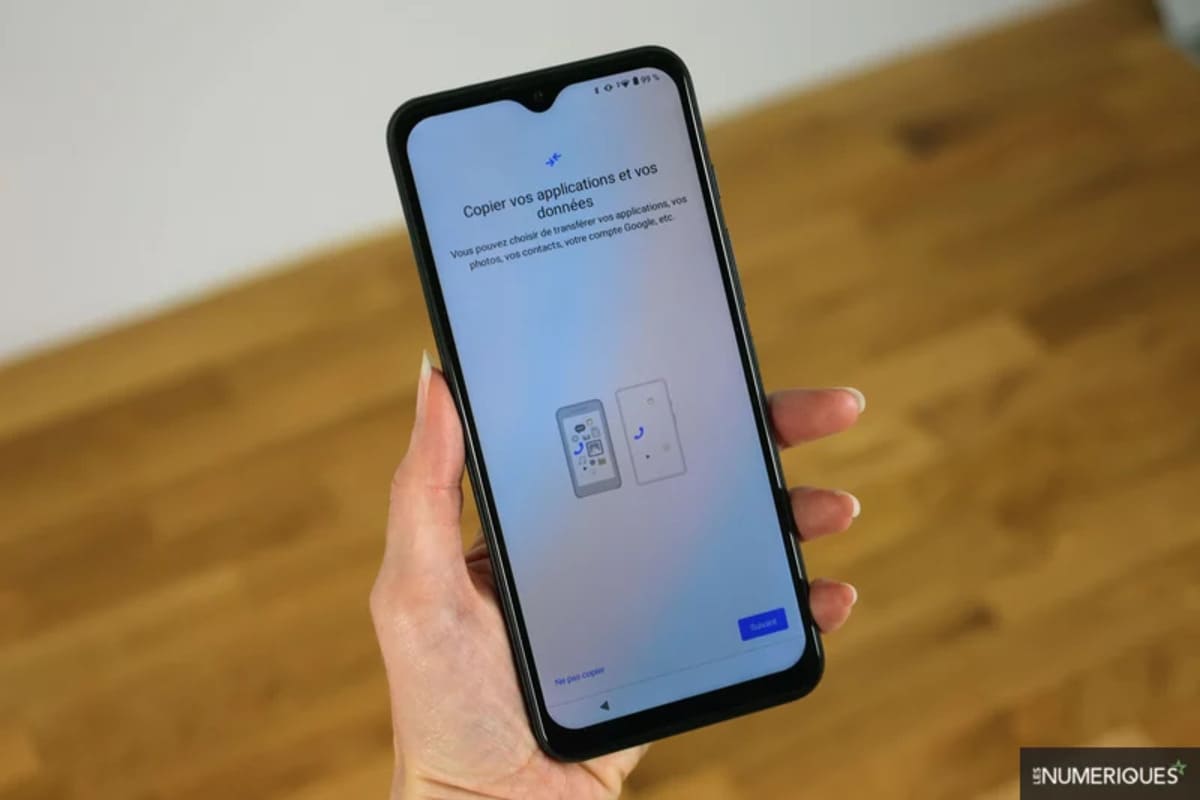 How to Transfer Data to a New Android Smartphone