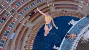 She dived 16 meters from a cruise ship