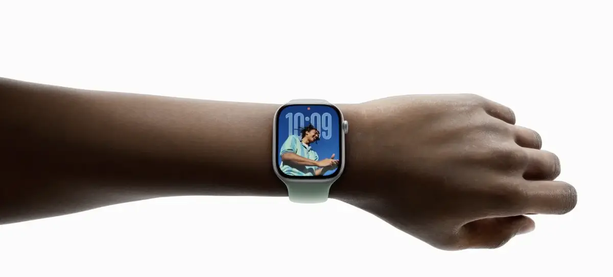 watchOS 26 : un nouveau geste pour interagir avec certaines Apple Watch