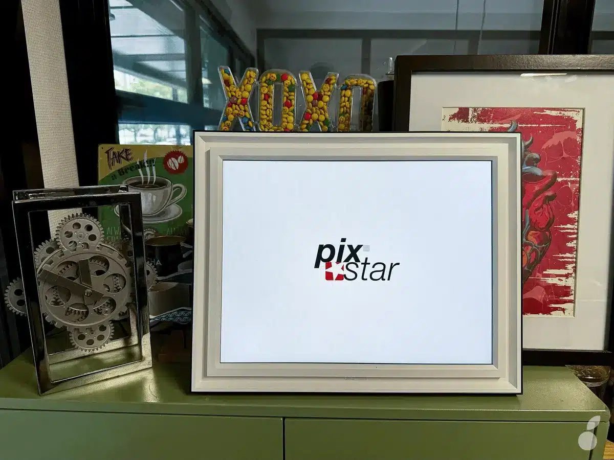 Test du Pix-Star Lux : un cadre connecté XXL, idéal pour vos photos de vacances